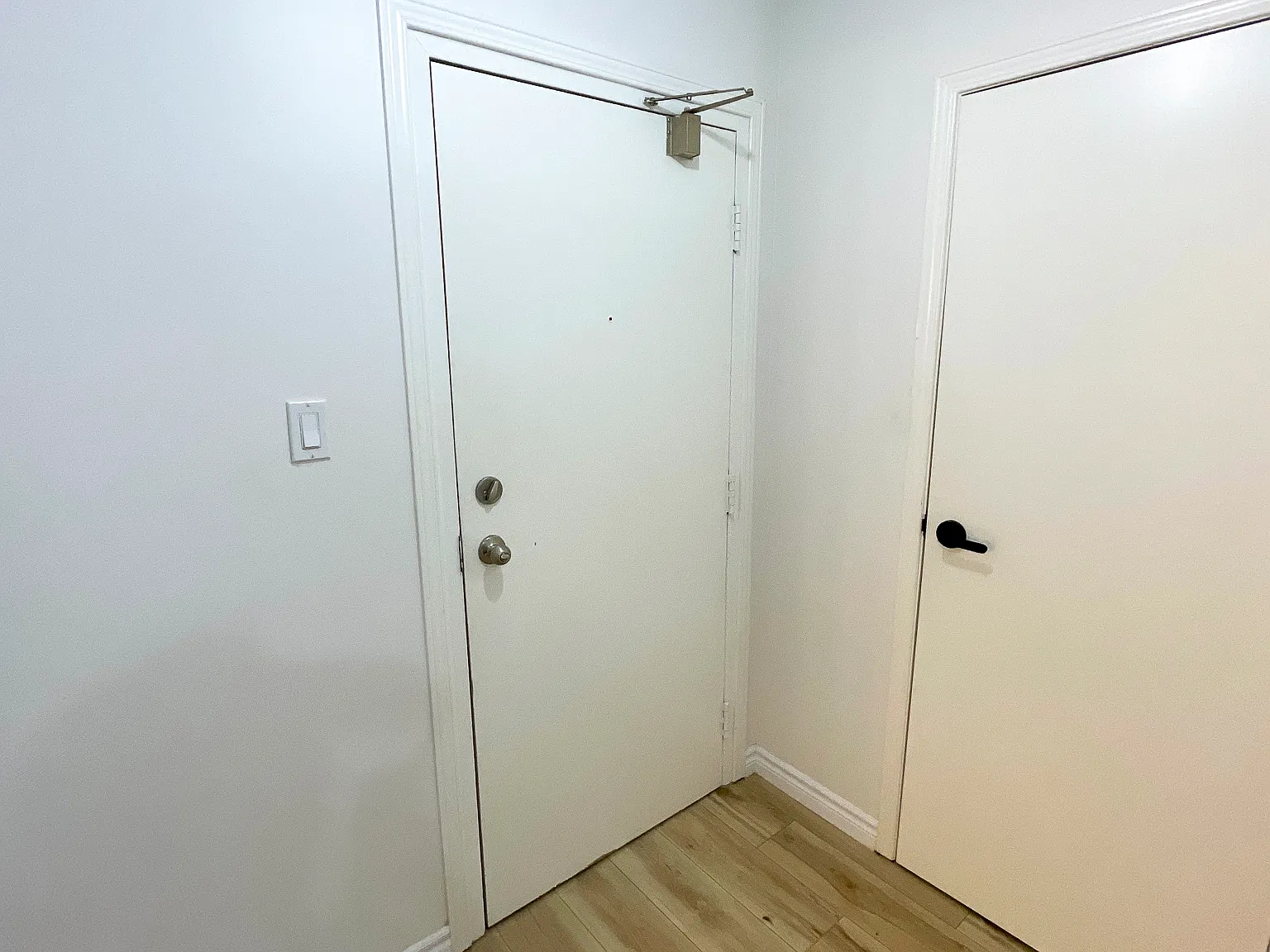 136 Conway Drive London — Photo 4