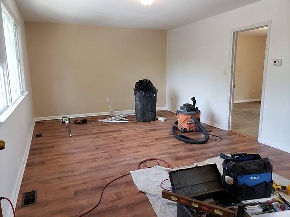 2nd image of 500 Faunce St Floor 1