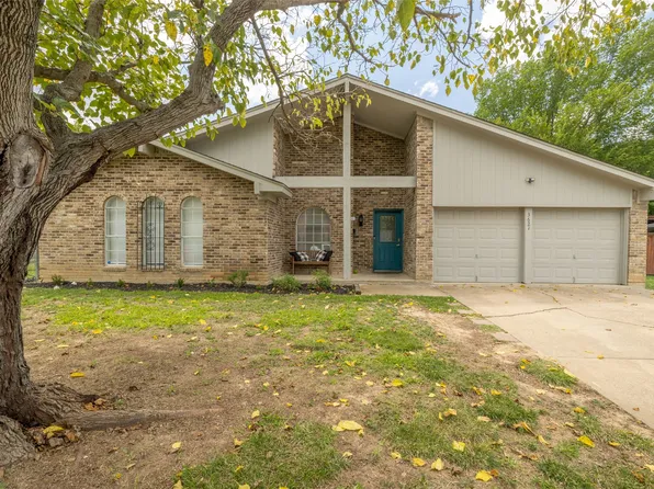 3621 Wendell Dr, North Richland Hills, TX 76117