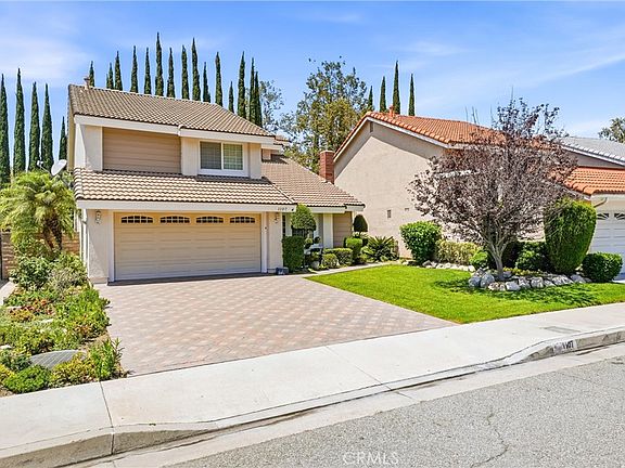 3rd image of 1107 Grand Cyn