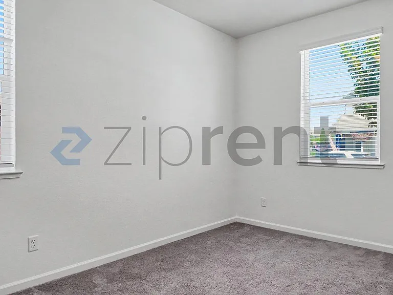 3401 Foothill Pine Ct — Photo 6