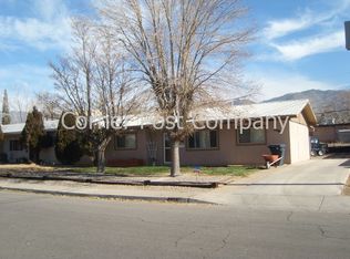 2404 June St NE, Albuquerque, NM 87112