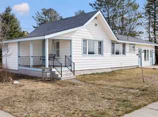 202 E 1st St, Gaylord, MI 49735