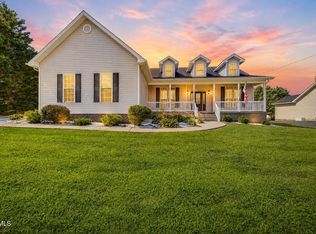 727 Tavern Hill Rd, Jonesborough, TN 37659