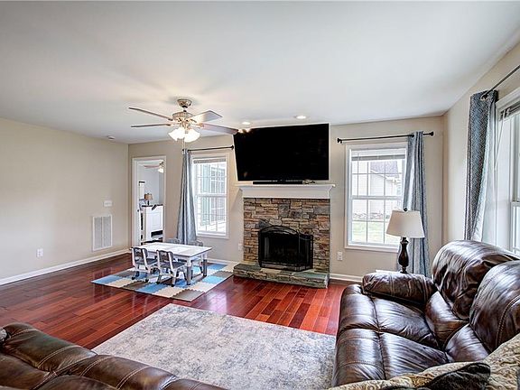 3rd image of 480 Beason Rd SE