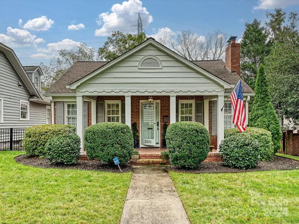 2221 Charlotte Dr, Charlotte, NC 28203