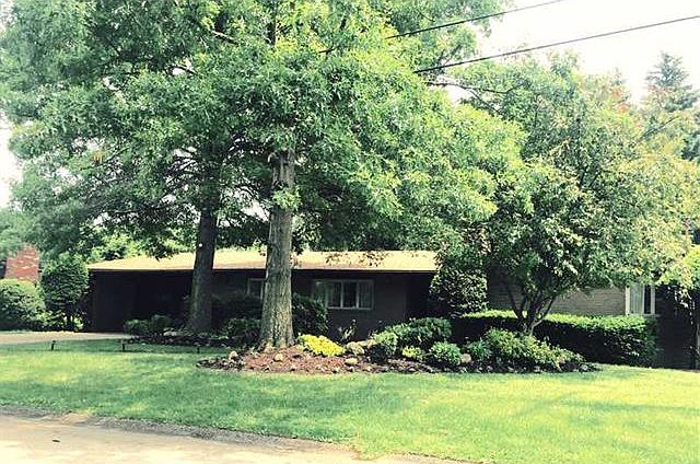 1st image of 2209 Pleasant Dr