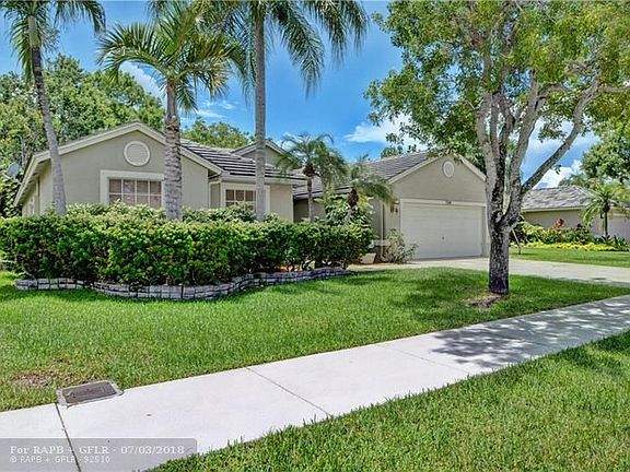 2nd image of 7341 NW 44th Ln