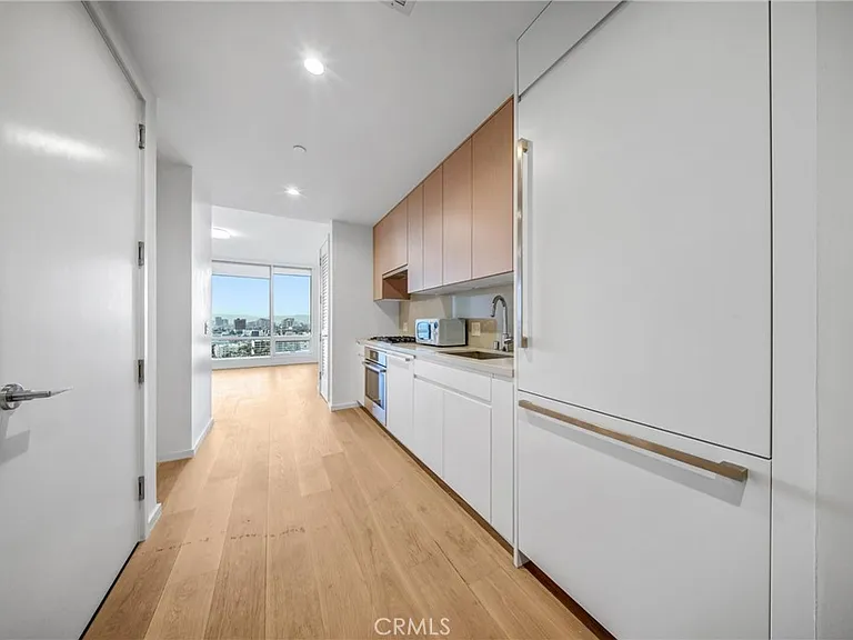 877 Francisco St #1818 — Photo 16