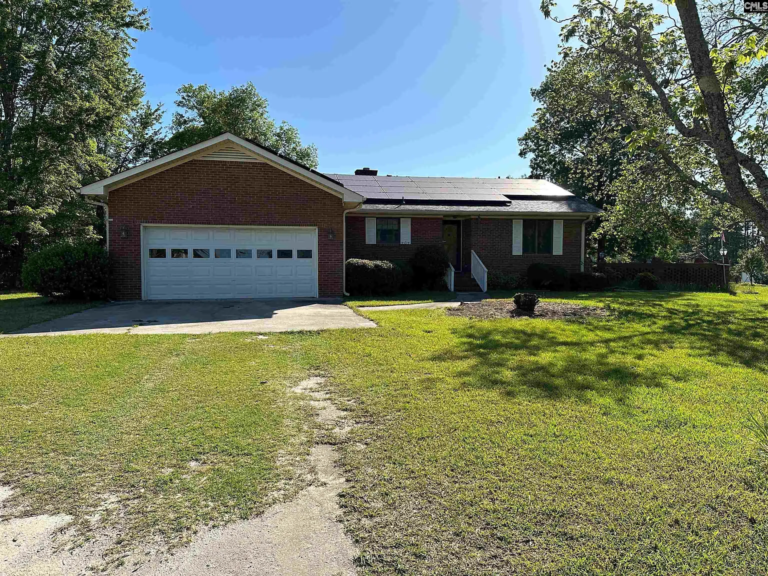 3 bed, 1752 sqft, $1,595 — Photo 1