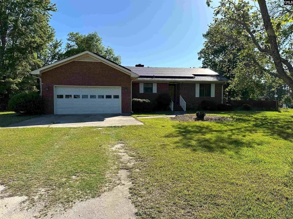 207 Blueberry Dr, Lexington, SC 29073