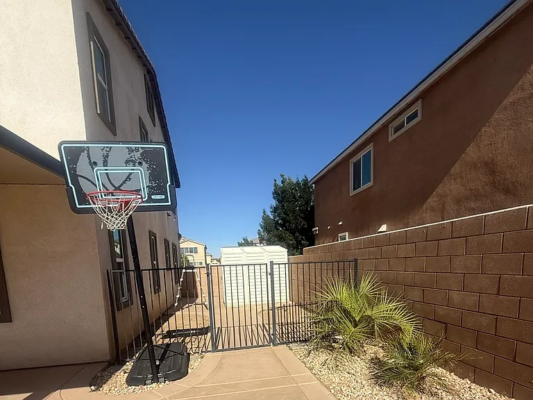 12992 Ivy Hill Ct — Photo 14