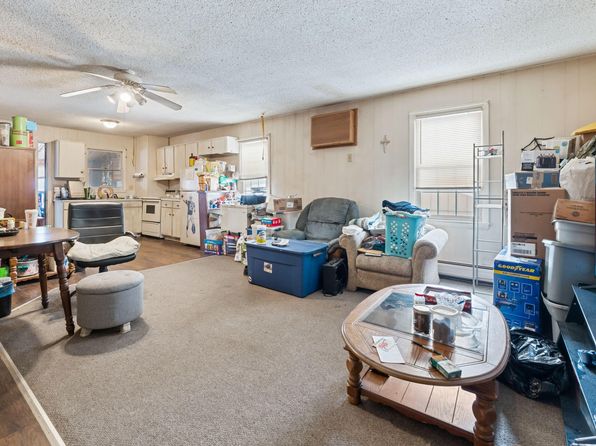 lewiston-maine-120625293 picture