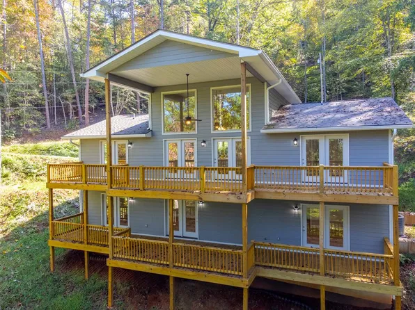 515 Kinsland Rd, Franklin, NC 28734