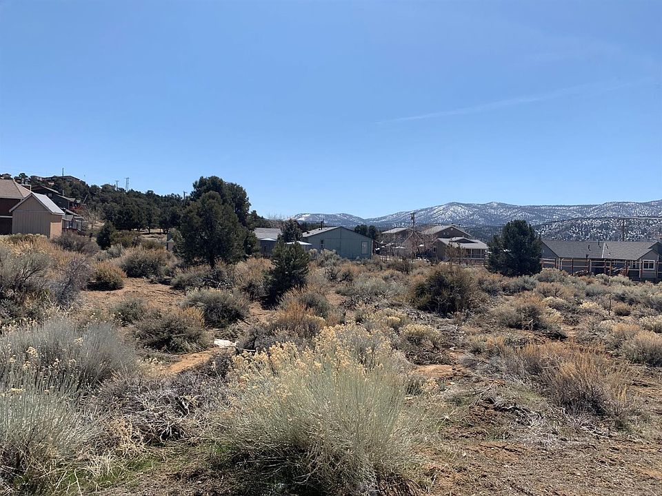 1st image of Pond Dr