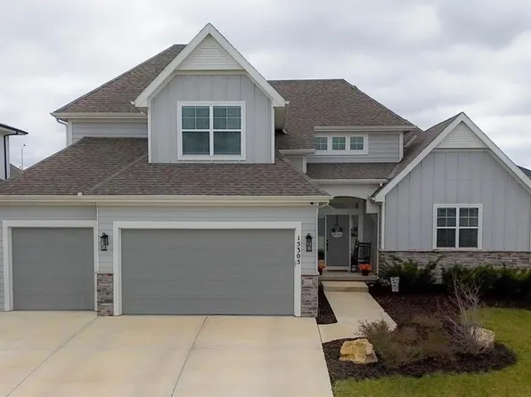 15305 W 172nd Pl, Olathe, KS 66062