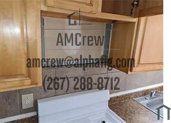 4th image of 3730 N 16th St #2