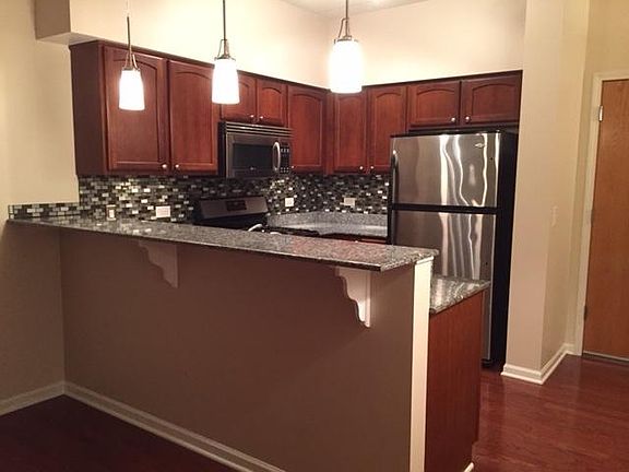 2nd image of 405 Creekside Dr #204