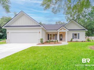 7079 Country Oaks Dr N, Irvington, AL 36544