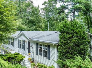 11 Sky Forest Dr, Swannanoa, NC 28778
