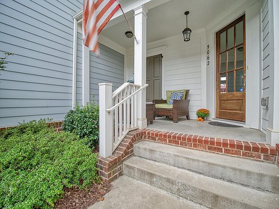 4th image of 5062 Donovan St #1582