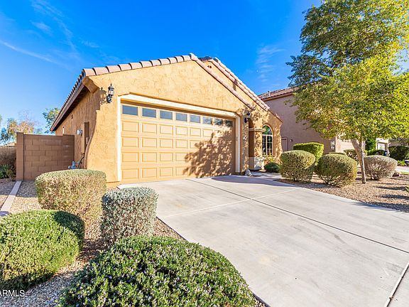 3rd image of 20531 N 260TH Lane
