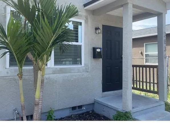 2834 Freemont Ter S, Saint Petersburg, FL 33712