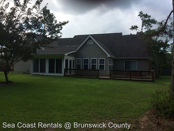 2nd image of 18 Country Club Dr