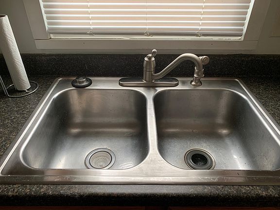 Stainless steel sink with extra deep bowl