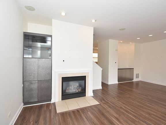 4th image of 2223 Patriot Blvd