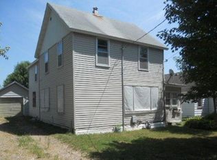 606 13th St NE, Austin, MN 55912