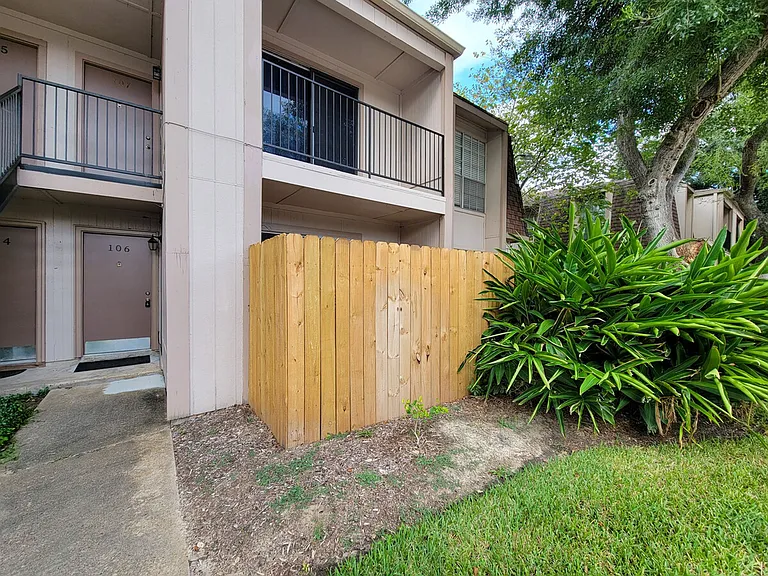 Kimberly House Apartments — Photo 19