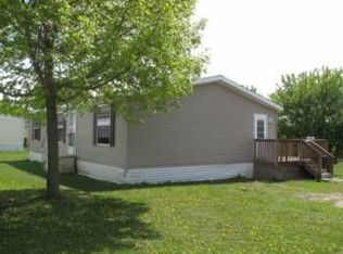 222 Nona Dr, Annandale, MN 55302