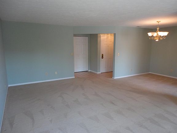 4th image of 6205 Eagles Lake Ct