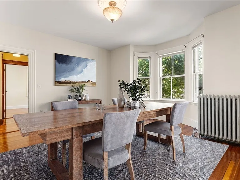 7 Burr St #1 — Photo 10