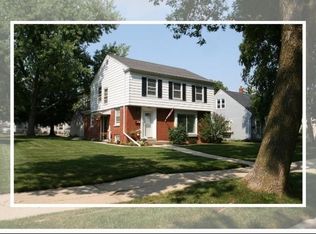 2921 N 83rd St, Milwaukee, WI 53222