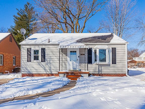 2nd image of 1612 37th St