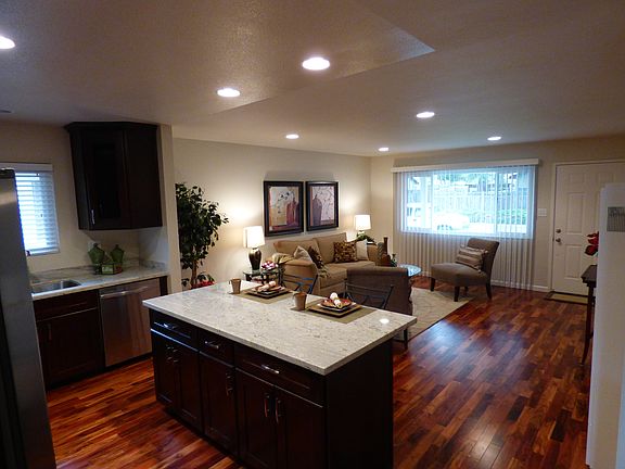 2nd image of 1348 Darryl Dr