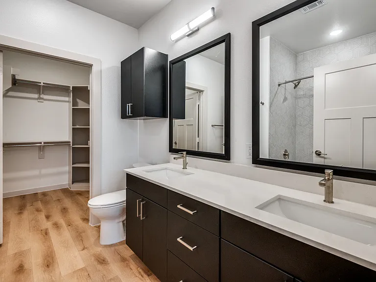 Burnett Lofts at Bishop Ridge — Photo 13