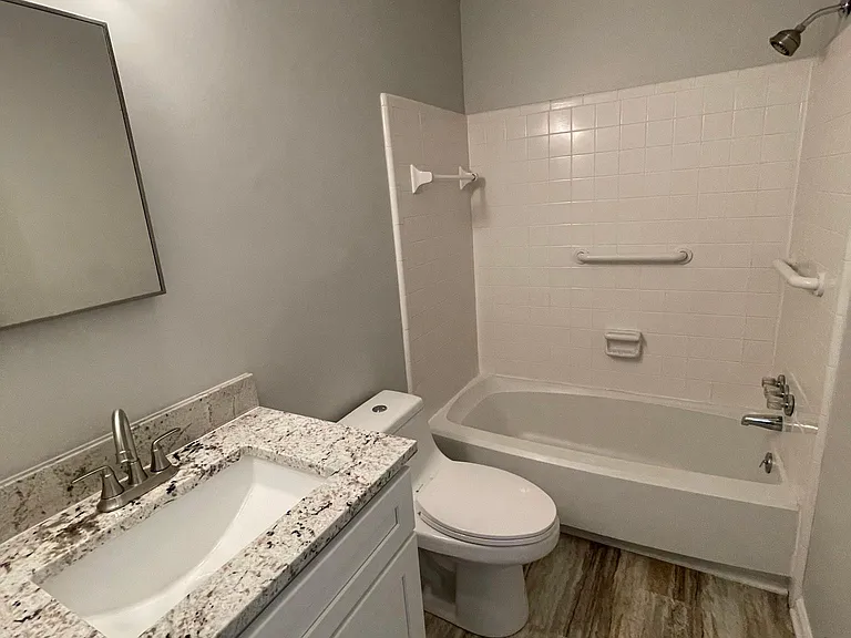 902 Wenwood Cir — Photo 26