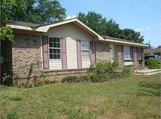 105 Windyhill Rd, Taylor, AL 36301