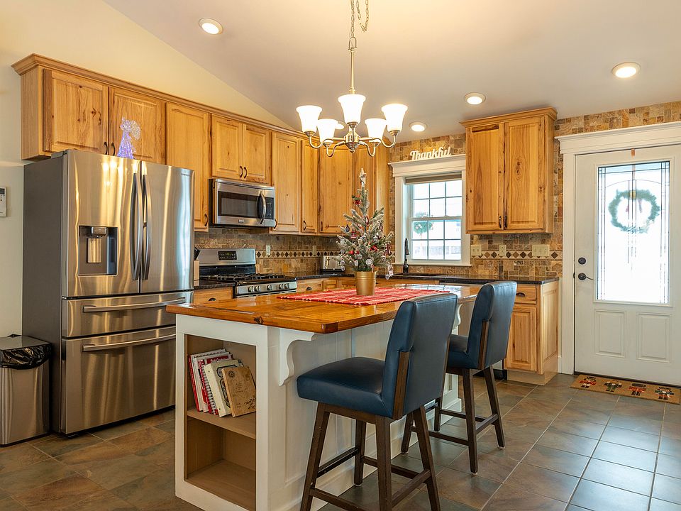 21 Cabana Dr Rockport ME Zillow