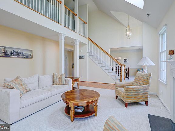 5th image of 17188 S Mill Ln #196