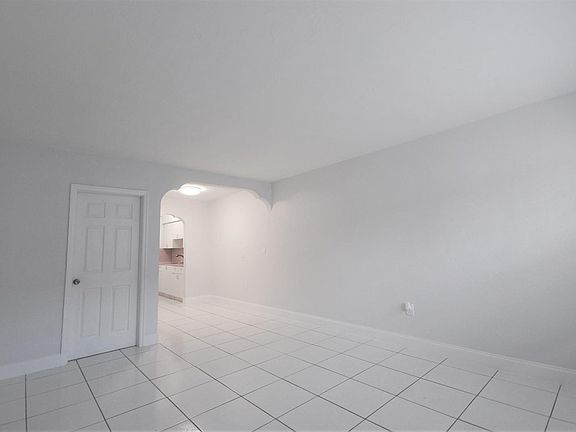 2nd image of 7829 Carlyle Avenue # First Fl