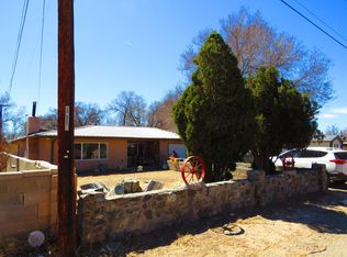 704 Sandy Ln, Espanola, NM 87532