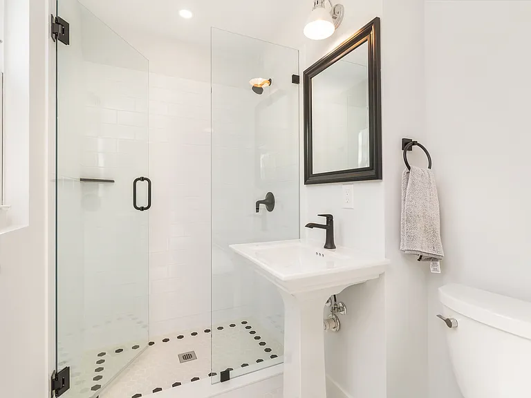 803 Kanuga Dr — Photo 21