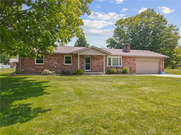 2735 S Greenlee Rd, Troy, OH 45373