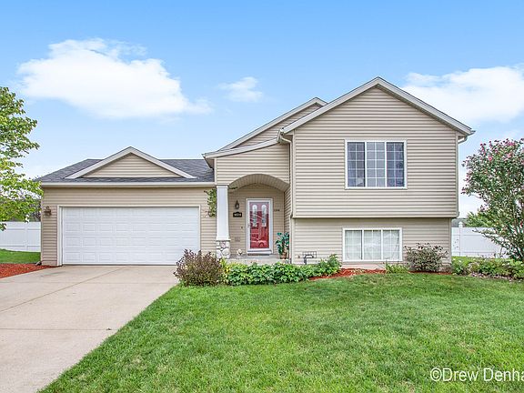 4th image of 7090 Sovereign Dr NE