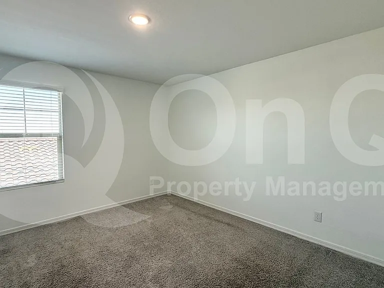 10838 W Marguerite Ave — Photo 14