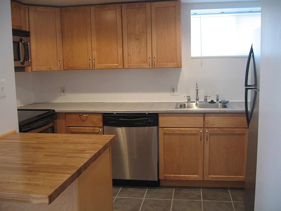 3rd image of 845 N 21st St APT 1